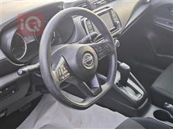 نيسان فيرسا